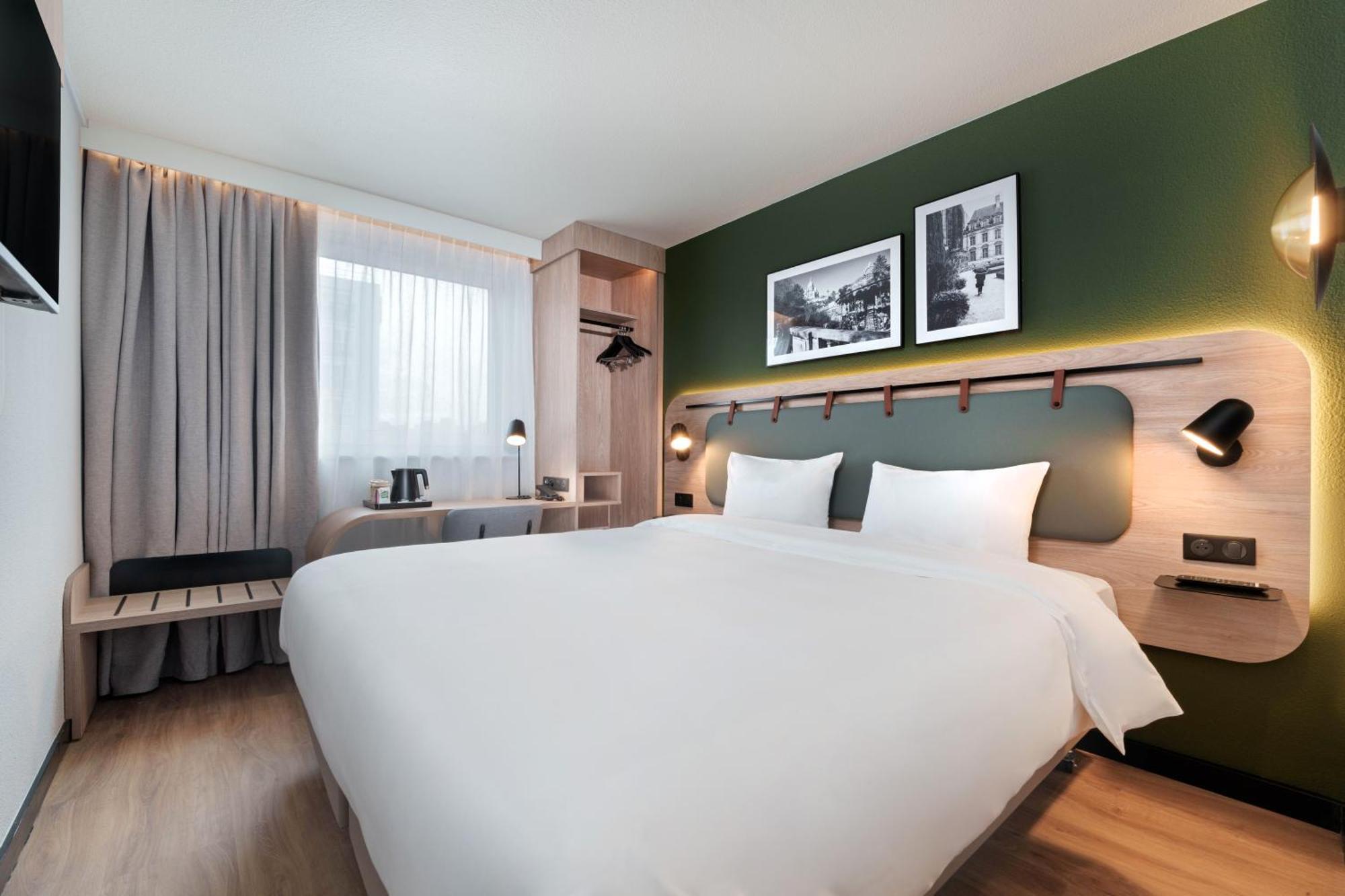 Campanile Paris Ouest - Boulogne Hotel Luaran gambar